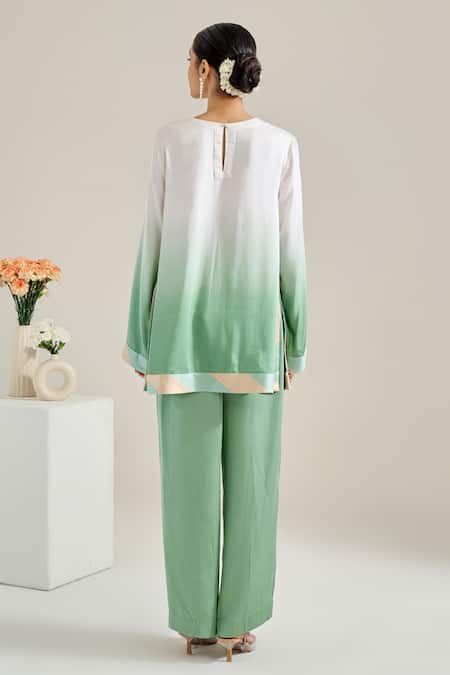 Shop Siyona By Ankurita Green Round Neck Ombre Sequin Tunic And Pant Set at Aza Fashions Shop_Siyona By Ankurita_Green Round Neck Ombre Sequin Tunic And Pant Set _at_Aza_Fashions