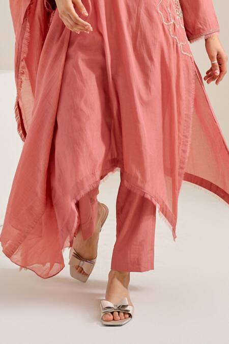 Siyona By Ankurita Pink Cotton, Chanderi Embroidery, Sequins Round Neck Gulmohar Floral Kurta Set Online at Aza Fashions Siyona By Ankurita_Pink Cotton, Chanderi Embroidery, Sequins Round Neck Gulmohar Floral Kurta Set _Online_at_Aza_Fashions