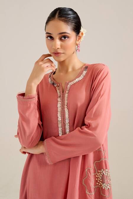 Shop Siyona By Ankurita Pink Cotton, Chanderi Embroidery, Sequins Round Neck Gulmohar Floral Kurta Set Online at Aza Fashions Shop_Siyona By Ankurita_Pink Cotton, Chanderi Embroidery, Sequins Round Neck Gulmohar Floral Kurta Set _Online_at_Aza_Fashions