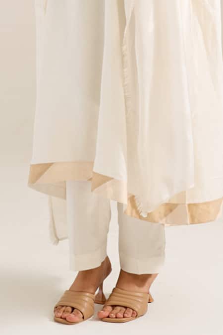 Buy Siyona By Ankurita Ivory Linen, Chanderi Sequins Bandeau Neck Mogra Embroidered Shoulder Kurta Set Online at Aza Fashions Buy_Siyona By Ankurita_Ivory Linen, Chanderi Sequins Bandeau Neck Mogra Embroidered Shoulder Kurta Set _Online_at_Aza_Fashions