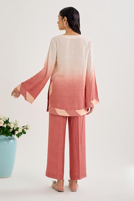 Siyona By Ankurita Pink Cotton Sequins V-neck Palash Ombre Kurta And Pant Co-ord Set Online at Aza Fashions Siyona By Ankurita_Pink Cotton Sequins V-neck Palash Ombre Kurta And Pant Co-ord Set _Online_at_Aza_Fashions