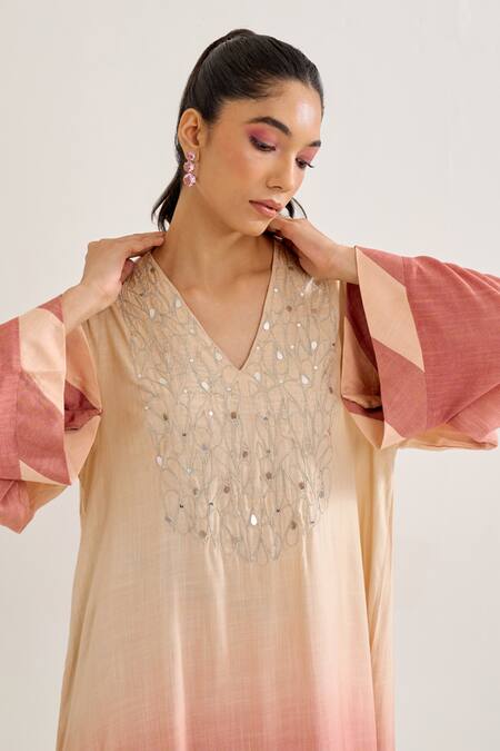 Shop Siyona By Ankurita Pink Cotton Sequins, Embroidery V-neck Palash Ombre Kurta And Pant Set Online at Aza Fashions Shop_Siyona By Ankurita_Pink Cotton Sequins, Embroidery V-neck Palash Ombre Kurta And Pant Set _Online_at_Aza_Fashions