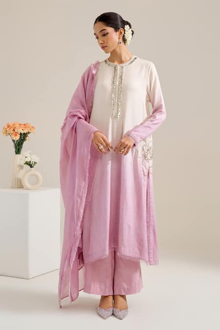 Siyona by Ankurita Asonia Floral Embroidered Ombre Kurta & Pant Set 