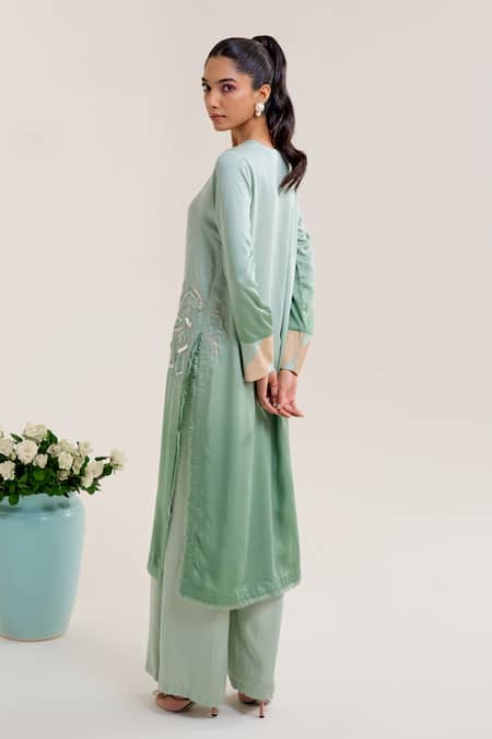 Shop Siyona By Ankurita Green Satin Sequins, Embroidery V-neck Banphool Kurta With Pant at Aza Fashions Shop_Siyona By Ankurita_Green Satin Sequins, Embroidery V-neck Banphool Kurta With Pant _at_Aza_Fashions