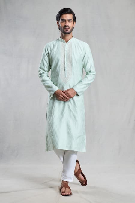 Aryavir Malhotra Thread Work Kurta Set 