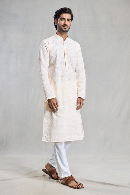 Aryavir Malhotra Chikankari Embroidered Kurta 