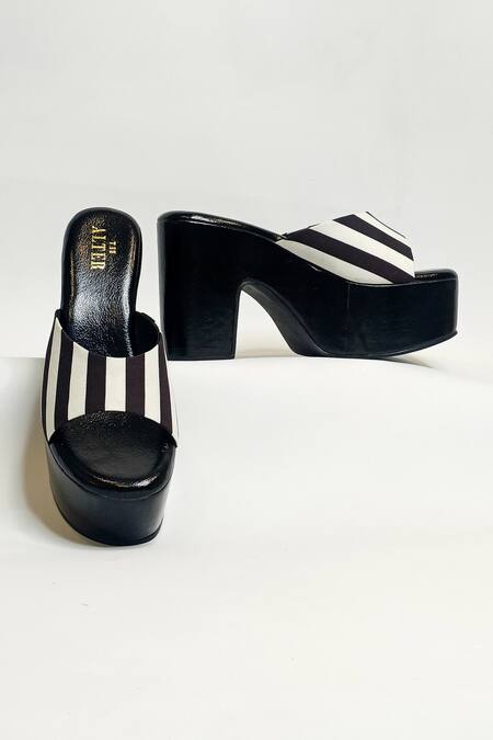 Buy The Alter Black Stripe Print Block Heels Buy_The Alter_Black Stripe Print Block Heels