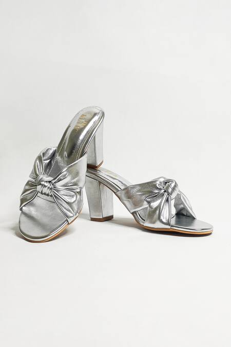 Buy The Alter Silver Front Knotted Block Heels Buy_The Alter_Silver Front Knotted Block Heels