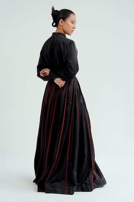 Shop Til Black Silk Piping Mandarin Collar Nero Kurta With Pleated Trousers at Aza Fashions Shop_Til_Black Silk Piping Mandarin Collar Nero Kurta With Pleated Trousers _at_Aza_Fashions