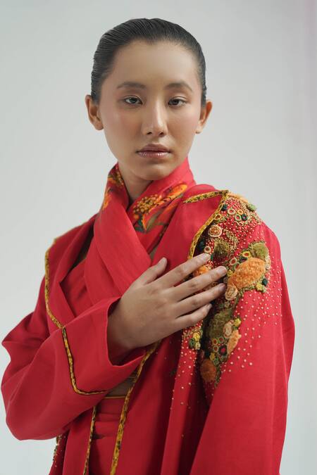 Buy_Til_Red Chanderi, Cotton Embroidery Collared Imasto Thread Trench _Online_at_Aza_Fashions