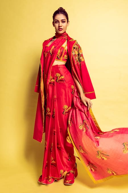 Buy_Til_Red Silk, Cotton Embroidery Sweetheart Neck Firefly Print Pre-draped Saree Set _Online_at_Aza_Fashions