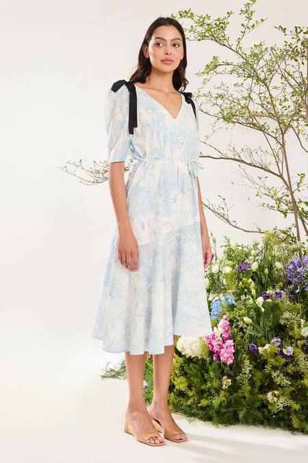 Buy Meadow Blue Cotton Bows V-neck Toile De Jouy Print Asymmetric Dress Buy_Meadow_Blue Cotton Bows V-neck Toile De Jouy Print Asymmetric Dress