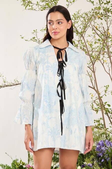 Buy Meadow Blue Cotton Collared Toile De Jouy Print Dress Buy_Meadow_Blue Cotton Collared Toile De Jouy Print Dress