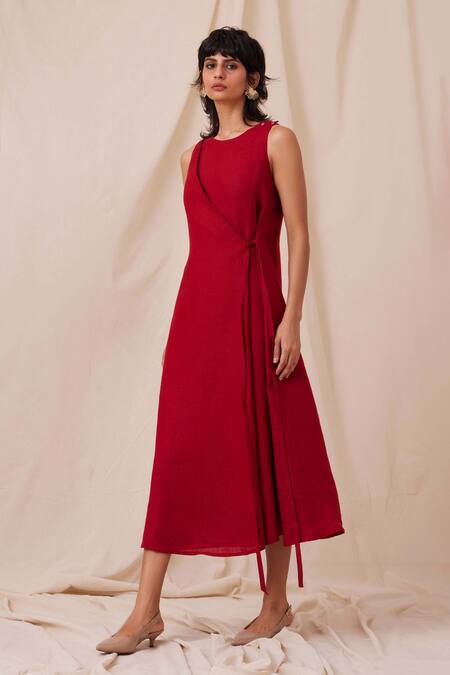 The Summer House_Red Linen Round Neck Yola Solid Dress_Online_at_Aza_Fashions