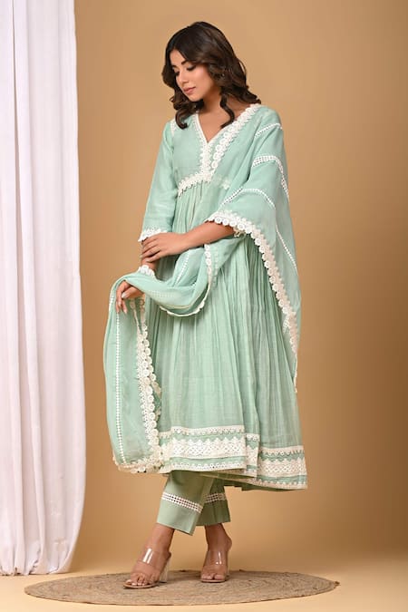 Gulabik Jaipur Green Handloom Chanderi Embellishment Floral V-neck Lace Anarkali And Pant Set 