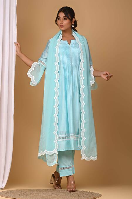 Shop_Gulabik Jaipur_Green Chanderi Lace Split V-neck Scallop Hem Kurta And Pant Set _Online_at_Aza_Fashions