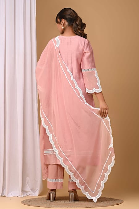 Shop Gulabik Jaipur Peach Chanderi Lace Split V-neck Scallop Embellished Kurta And Pant Set at Aza Fashions Shop_Gulabik Jaipur_Peach Chanderi Lace Split V-neck Scallop Embellished Kurta And Pant Set _at_Aza_Fashions