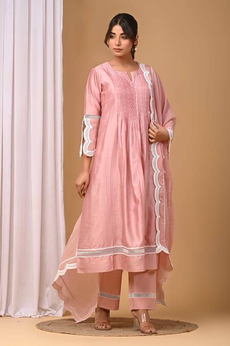 Gulabik Jaipur Peach Chanderi Lace Split V-neck Scallop Embellished Kurta And Pant Set Online at Aza Fashions Gulabik Jaipur_Peach Chanderi Lace Split V-neck Scallop Embellished Kurta And Pant Set _Online_at_Aza_Fashions