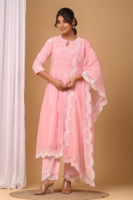 Gulabik Jaipur Pink Handloom Chanderi Embroidery Floral Round Scallop Kurta And Pant Set 