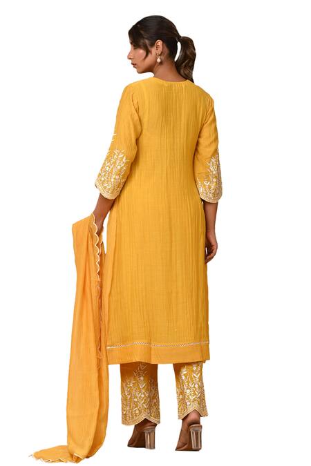 Shop_Gulabik Jaipur_Yellow Chanderi Embroidery Round Neck Handloom Kurta And Pant Set 