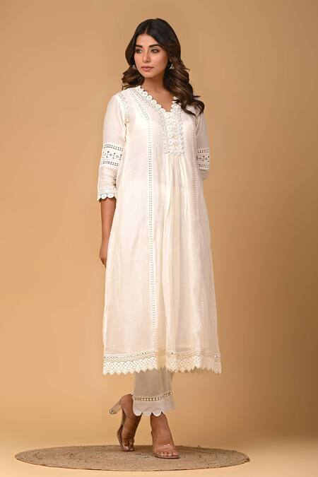 Gulabik Jaipur_Beige Handloom Cotton, Chanderi Lace V-neck Floral Cutwork Kurta With Pant _Online_at_Aza_Fashions