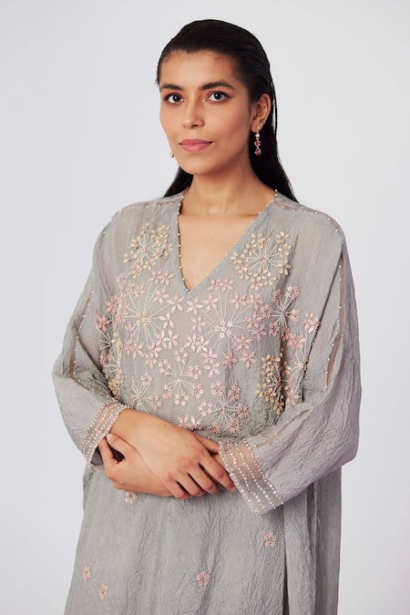 One Not Two Floral Embroidered Asymmetric Kurta With Pant 