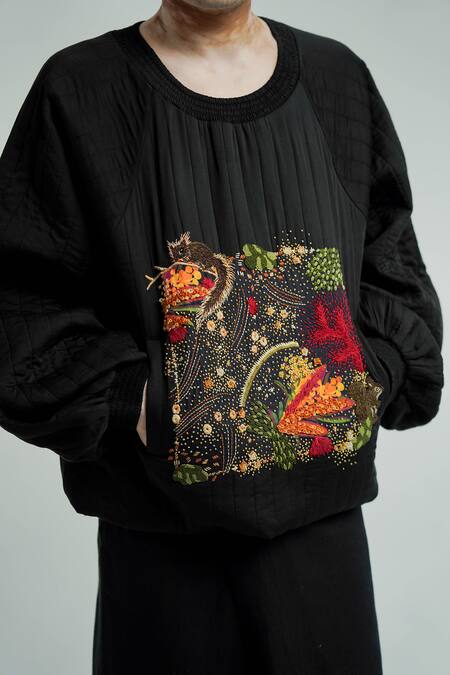 Buy Til Black Cotton Embroidery Nero Thread Hand Quilted Cardigan Online at Aza Fashions Buy_Til_Black Cotton Embroidery Nero Thread Hand Quilted Cardigan _Online_at_Aza_Fashions