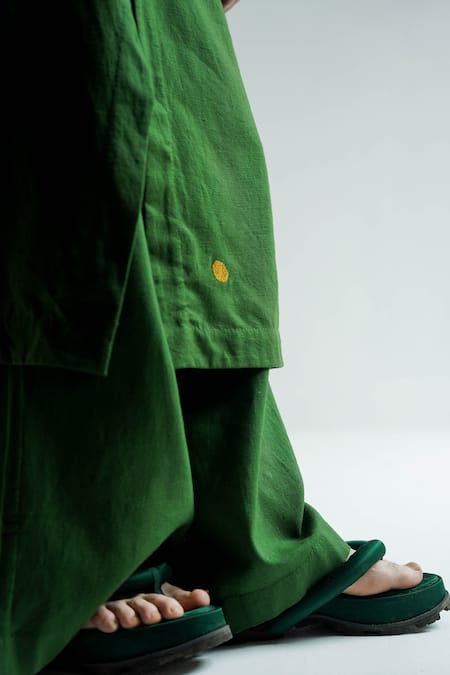 Til_Green Cotton Embroidery Draped Wide Legged Trouser _Online_at_Aza_Fashions