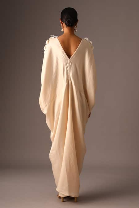 Shop Vanshika Agarwal Label Ivory Banarasi Silk Tassel Plunge V Neck Evie Sleeve Embellished Kaftan at Aza Fashions Shop_Vanshika Agarwal Label_Ivory Banarasi Silk Tassel Plunge V Neck Evie Sleeve Embellished Kaftan _at_Aza_Fashions