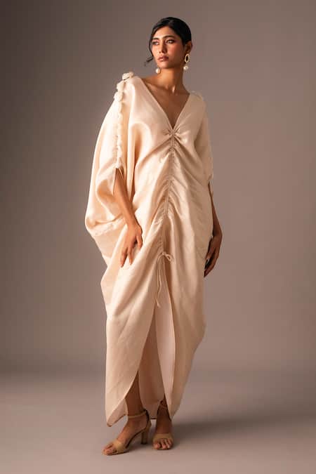 Vanshika Agarwal Label Ivory Banarasi Silk Tassel Plunge V Neck Evie Sleeve Embellished Kaftan Online at Aza Fashions Vanshika Agarwal Label_Ivory Banarasi Silk Tassel Plunge V Neck Evie Sleeve Embellished Kaftan _Online_at_Aza_Fashions