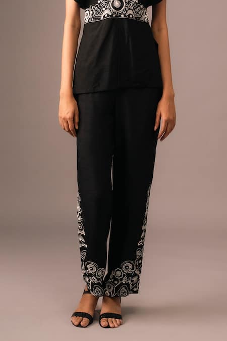 Vanshika Agarwal Label Black Silk, Bamboo Cut Work, Beads, Sequins, Embroidery V-neck Overlay Pant Set Online at Aza Fashions Vanshika Agarwal Label_Black Silk, Bamboo Cut Work, Beads, Sequins, Embroidery V-neck Overlay Pant Set _Online_at_Aza_Fashions
