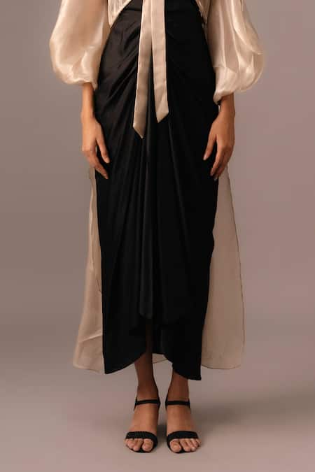 Vanshika Agarwal Label Black Satin, Organza Collared Draped Dress With Overlay Online at Aza Fashions Vanshika Agarwal Label_Black Satin, Organza Collared Draped Dress With Overlay _Online_at_Aza_Fashions