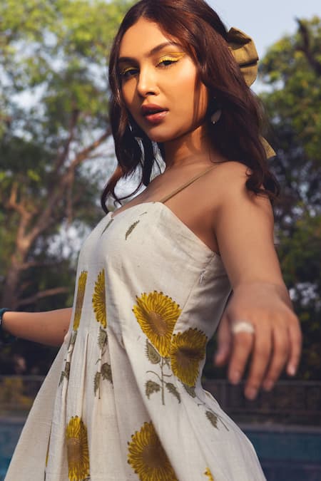 Shop_Akashi Clothing_Yellow Cotton Scoop Neck Sunflower Bliss Print Midi Dress 