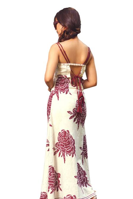 Buy Akashi Clothing Red Cotton Scoop Neck Midnight Rose Print Maxi Dress Online at Aza Fashions Buy_Akashi Clothing_Red Cotton Scoop Neck Midnight Rose Print Maxi Dress _Online_at_Aza_Fashions