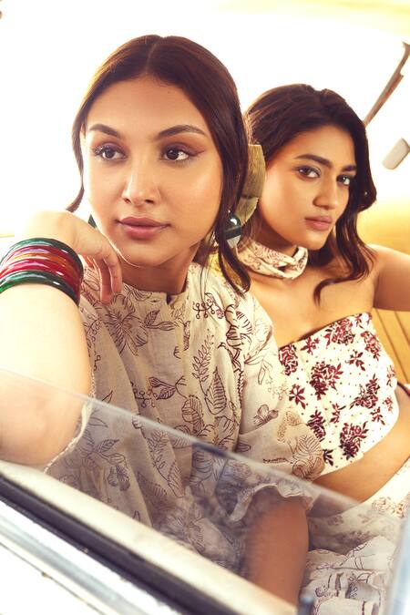 Akashi Clothing Red Cotton Embroidery Round Neck Hibiscus Print Breeze Dress at Aza Fashions Akashi Clothing_Red Cotton Embroidery Round Neck Hibiscus Print Breeze Dress _at_Aza_Fashions