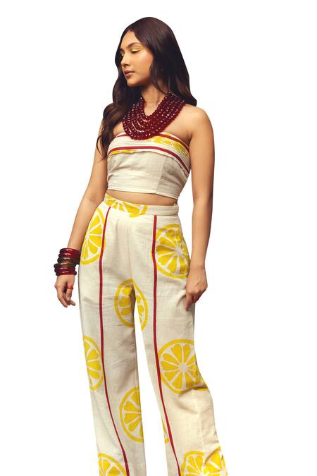 Buy_Akashi Clothing_Yellow Cotton Open Neck Limoncello Print Top With Pant 