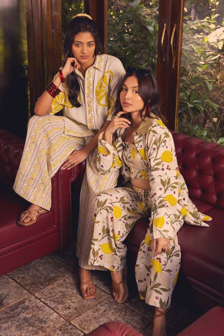 Shop_Akashi Clothing_Yellow Kala Cotton Printed Lemon Leaf Collar Shirt With Pant 
