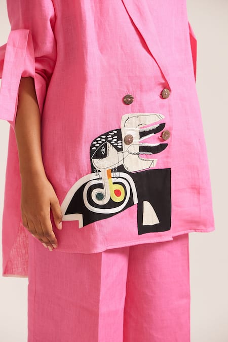 Shop Mini Sondhi Pink Linen Embroidery Oversized Blazer With Pant Online at Aza Fashions Shop_Mini Sondhi_Pink Linen Embroidery Oversized Blazer With Pant _Online_at_Aza_Fashions