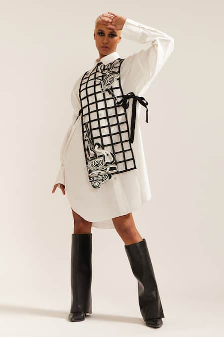 MINI SONDHI Black Cotton Hand Embroidered Applique Collared Shirt Dress With Grid Bib 