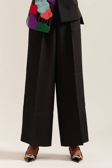 Mini Sondhi Black Crepe Beads, Applique Bloom Hand Embroidered Blazer With Pant Online at Aza Fashions Mini Sondhi_Black Crepe Beads, Applique Bloom Hand Embroidered Blazer With Pant _Online_at_Aza_Fashions