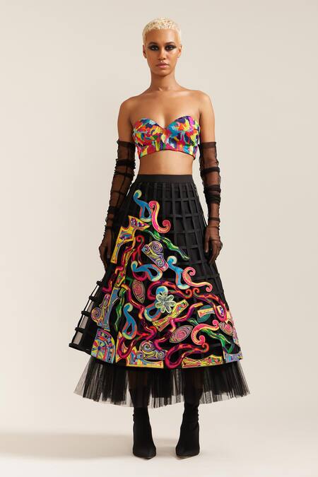 Buy_Mini Sondhi_Black Nylon Beads, Applique Sweetheart Neck Grid Psychedelic Skirt With Bustier 