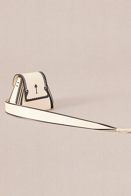 Buy_Ampm_Ivory Marham Inlay Design Bucket Bag