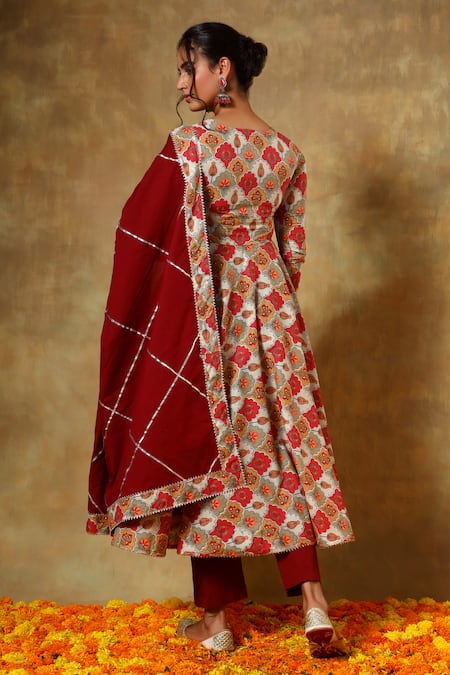 Pomcha Jaipur_Maroon Cotton Embroidery Round Neck Floral Print Anarkali Set _Online_at_Aza_Fashions