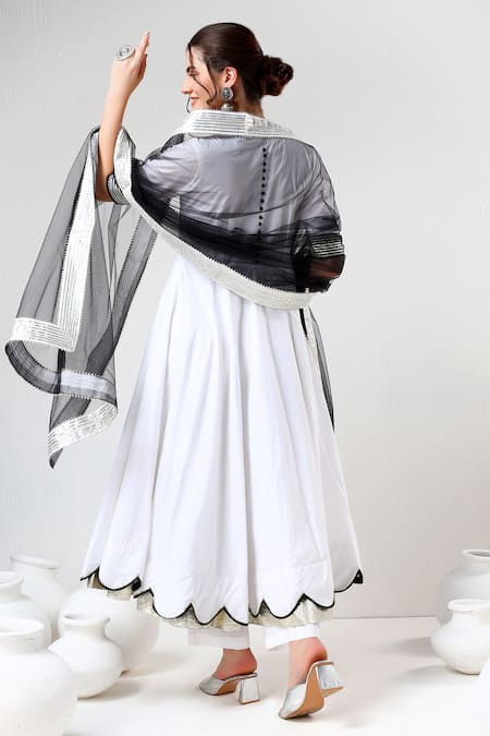 Pomcha Jaipur Embroidered Anarkali Pant Set 