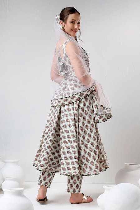 Pomcha Jaipur White Cotton, Net Embroidery, Gota Patti Round Neck Floral Print Anarkali Set Online at Aza Fashions Pomcha Jaipur_White Cotton, Net Embroidery, Gota Patti Round Neck Floral Print Anarkali Set _Online_at_Aza_Fashions