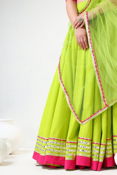 Buy_Pomcha Jaipur_Green Cotton, Net Gota Patti Round Neck Lace Embroidered Lehenga Set 