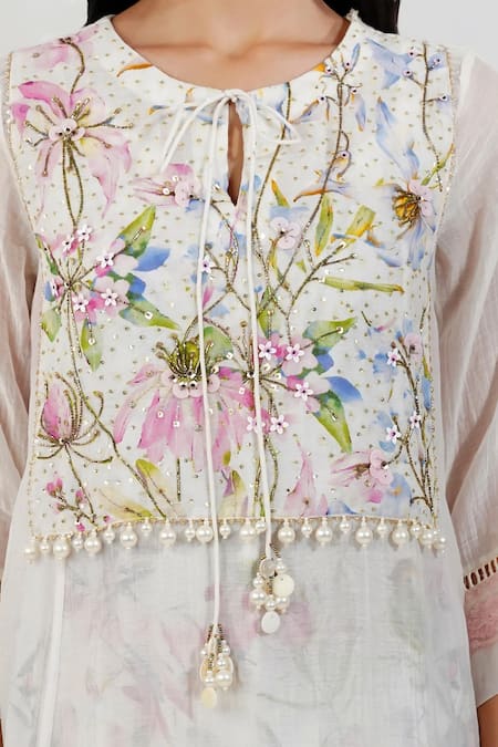Buy_Devyani Mehrotra_Ivory Chanderi, Muslin Embroidery Summer Floral Print Kurta And Flared Pant Set