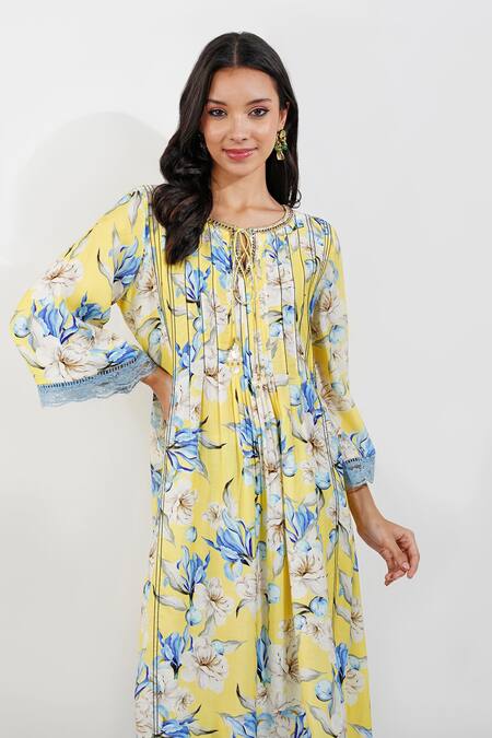 Buy_Devyani Mehrotra_Yellow Viscose, Muslin Embroidery, Flirty Pleats Floral Print Tunic And Pant Set
