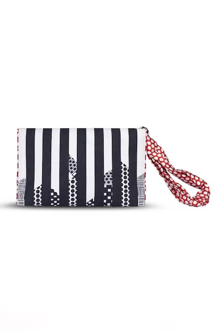 Buy_Etcetera_Black Geometric Striped Embellished Envelope Clutch _Online_at_Aza_Fashions