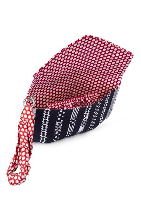 Shop_Etcetera_Black Geometric Striped Embellished Envelope Clutch _Online_at_Aza_Fashions